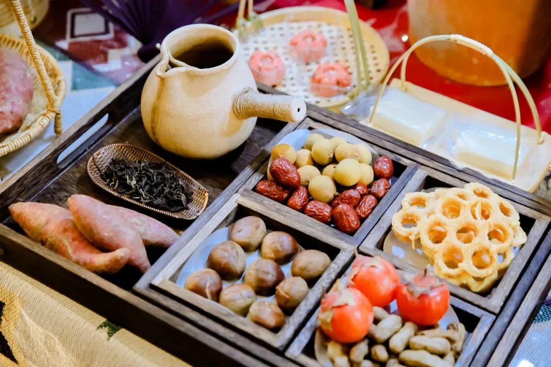 娱乐美食小说排行榜：轻松治愈的美食故事，带你品味文字里的烟火气