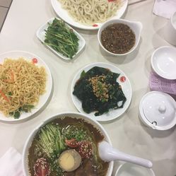 美食娱乐面对面2009：重温经典美食节目，轻松学做菜还能收获快乐