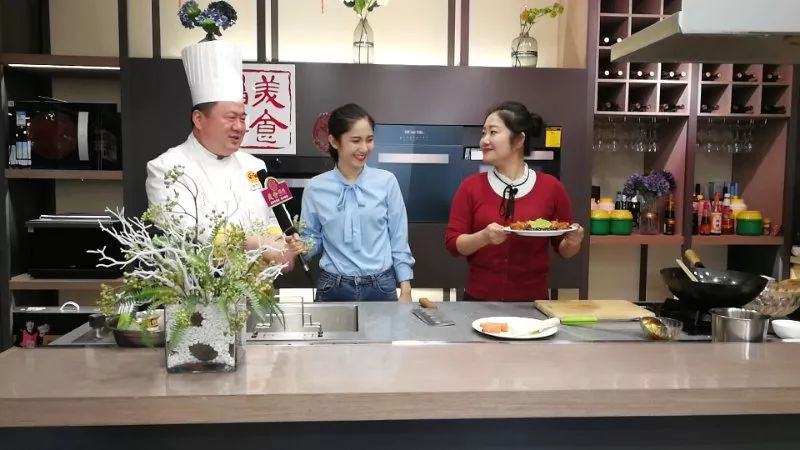 美食节目主持人名单大全：从经典到新兴，轻松找到你喜爱的美食向导